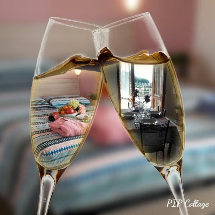 Apartment Aurora & Nicole Ideal Per Biker Con Terazza Vista Mare Parcheggio E Wi-Fi Gratuiti 피에트라리구레 외부 사진
