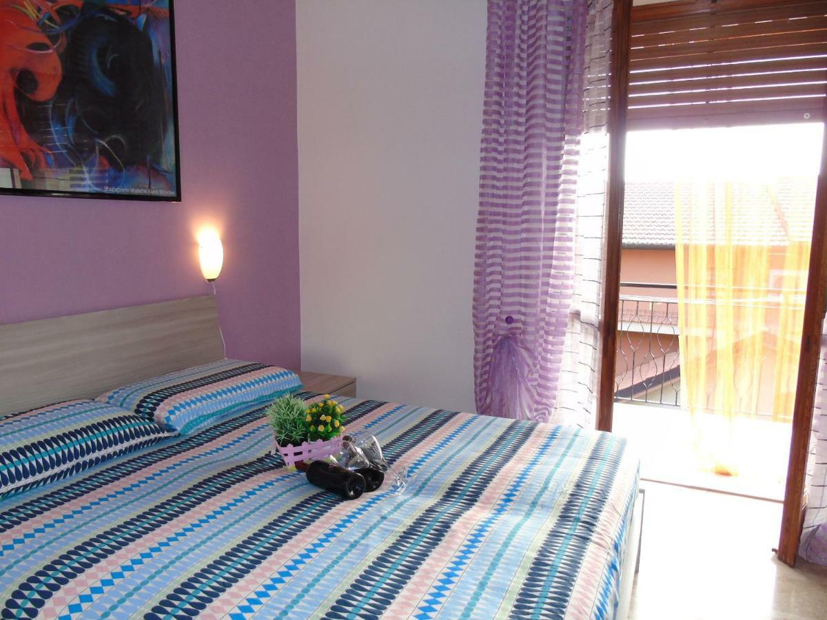 Apartment Aurora & Nicole Ideal Per Biker Con Terazza Vista Mare Parcheggio E Wi-Fi Gratuiti 피에트라리구레 외부 사진