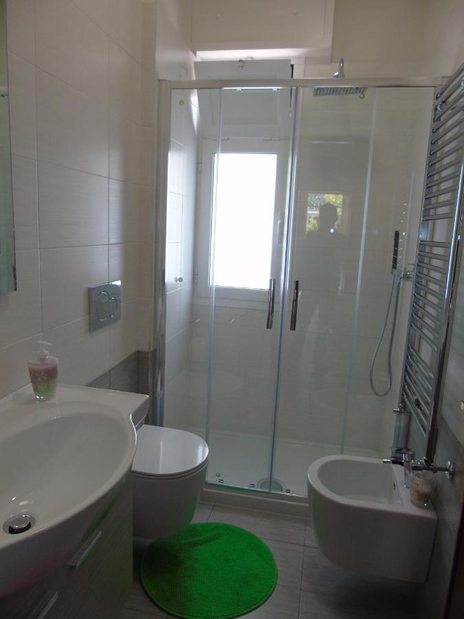 Apartment Aurora & Nicole Ideal Per Biker Con Terazza Vista Mare Parcheggio E Wi-Fi Gratuiti 피에트라리구레 외부 사진